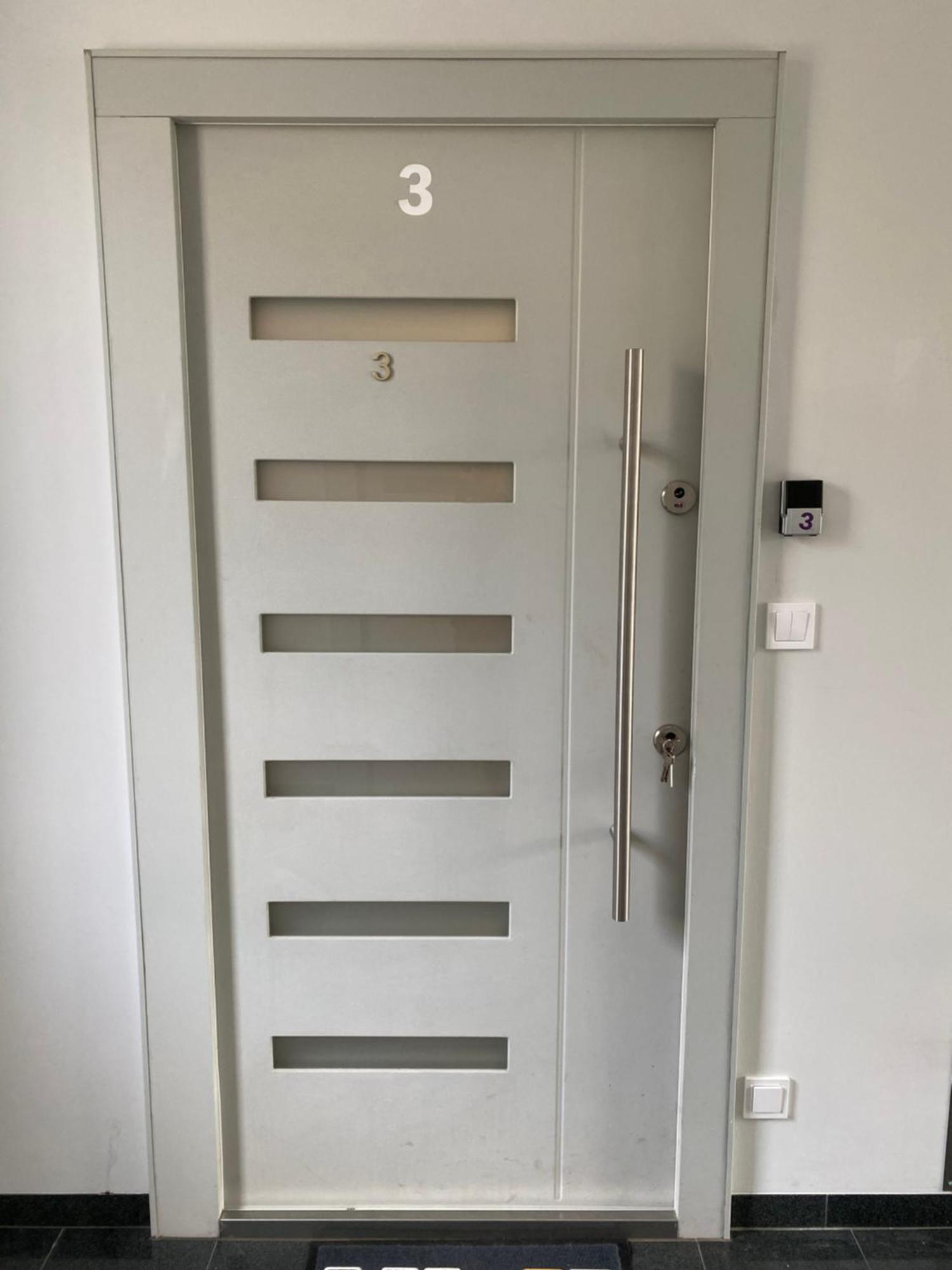 Modern Living In 2 * Будапешт