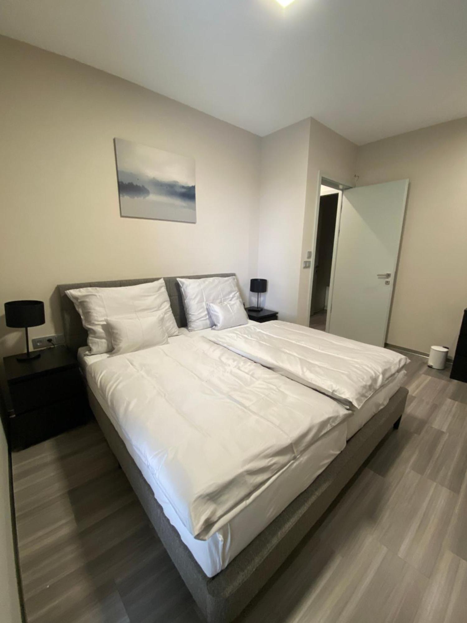 Modern Living In 2 * Будапешт